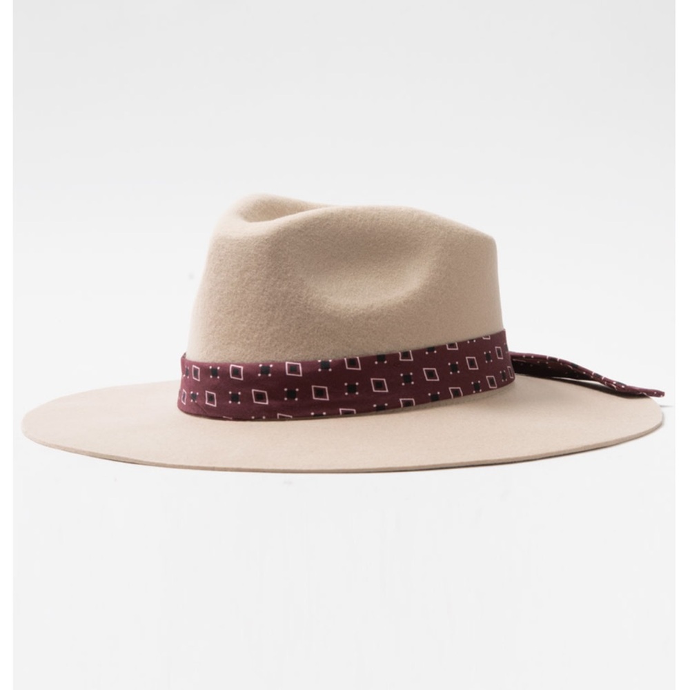 WYETH | 100% Wool Cream Tan Beige Rancher Cowboy Hat With Printed Ribbon Band